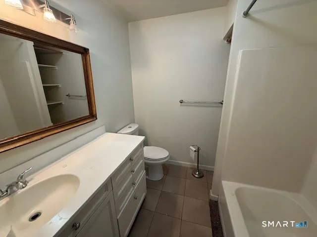 $1,995 | 500 Nonnewaug Road, Bethlehem, CT 06751