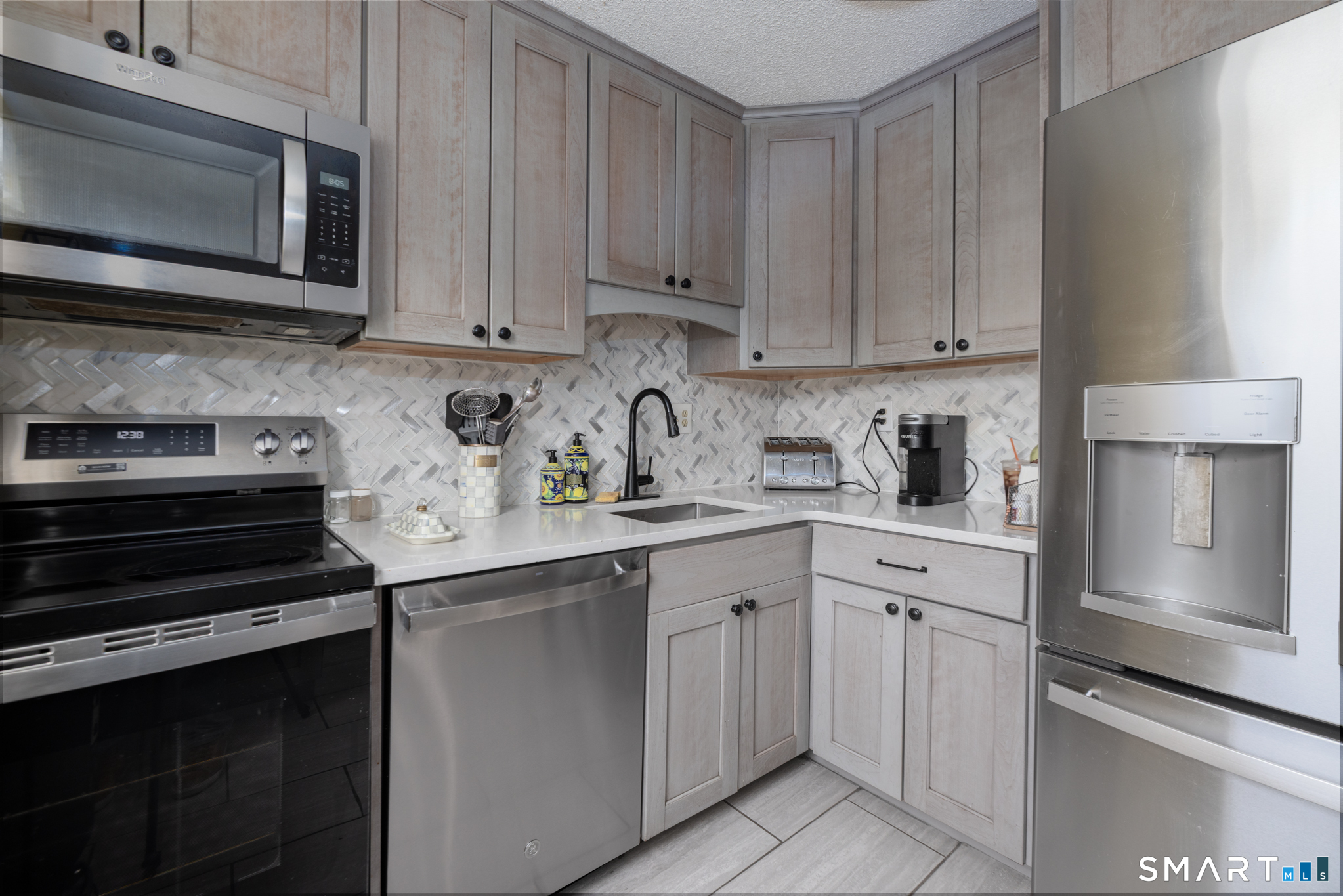 89 Nicholas Drive, Unit 89 Bristol, CT 06010 - Photo 11 of 20