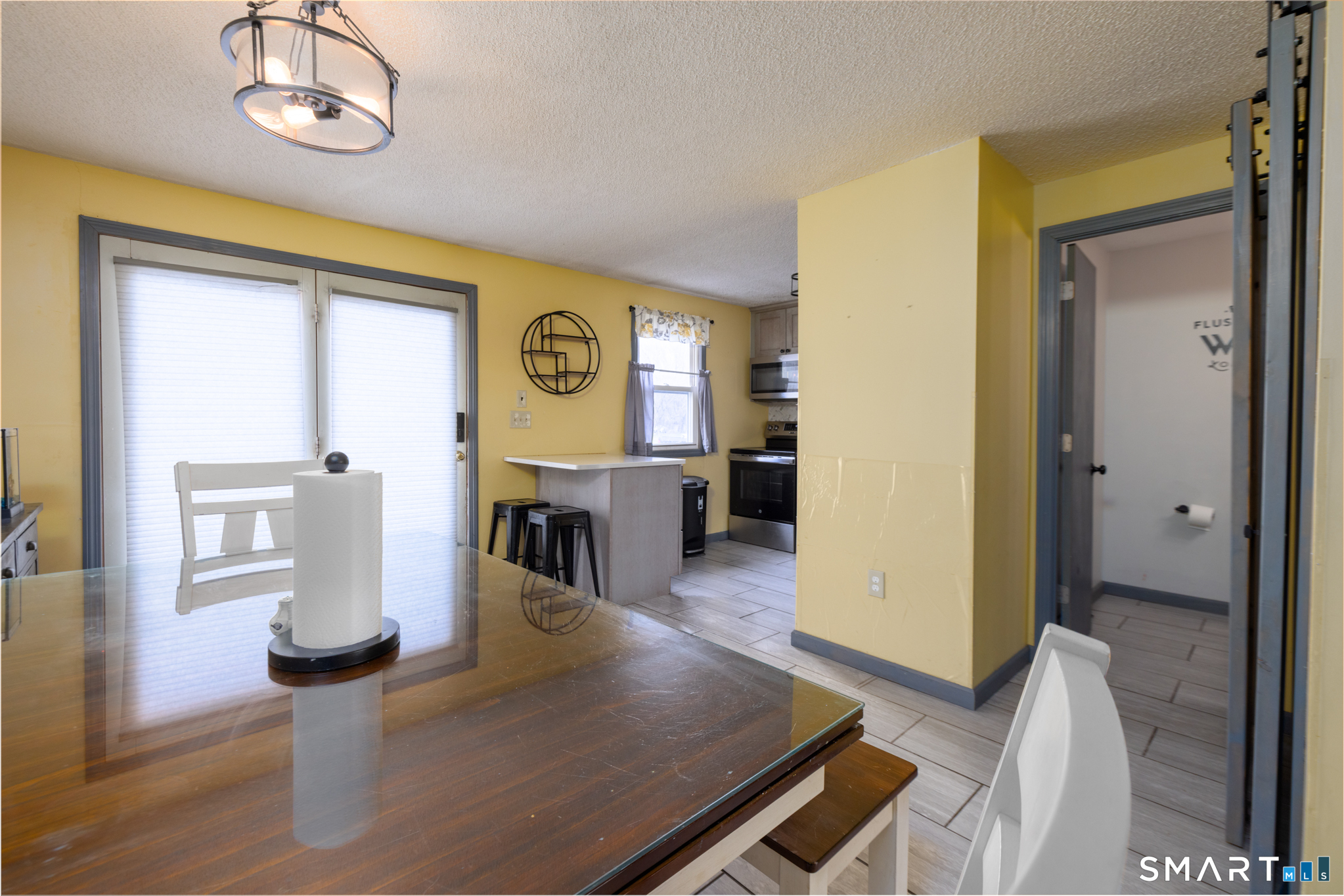 89 Nicholas Drive, Unit 89 Bristol, CT 06010 - Photo 3 of 20