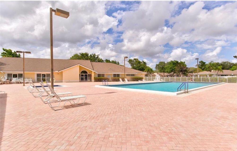8155 Summerbreeze Lane Boca Raton, FL 33496 - Photo 23 of 26 20210601030443633637000000-o