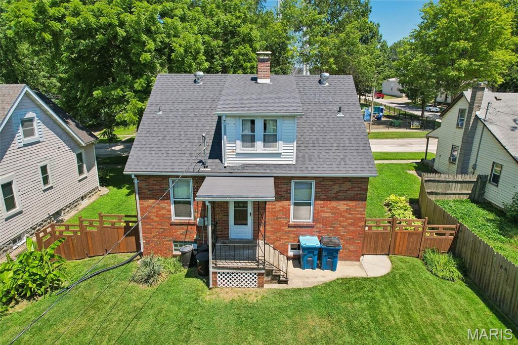 1118 13th Street Highland, IL 62249 - Photo 2 of 42