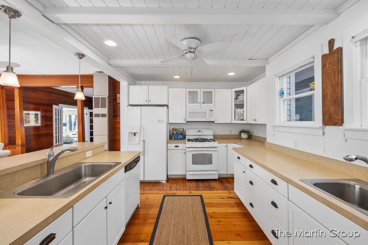 6105 Murray Road Whitehall, MI 49461 - Photo 23 of 53 A perfect place to prepare a meal