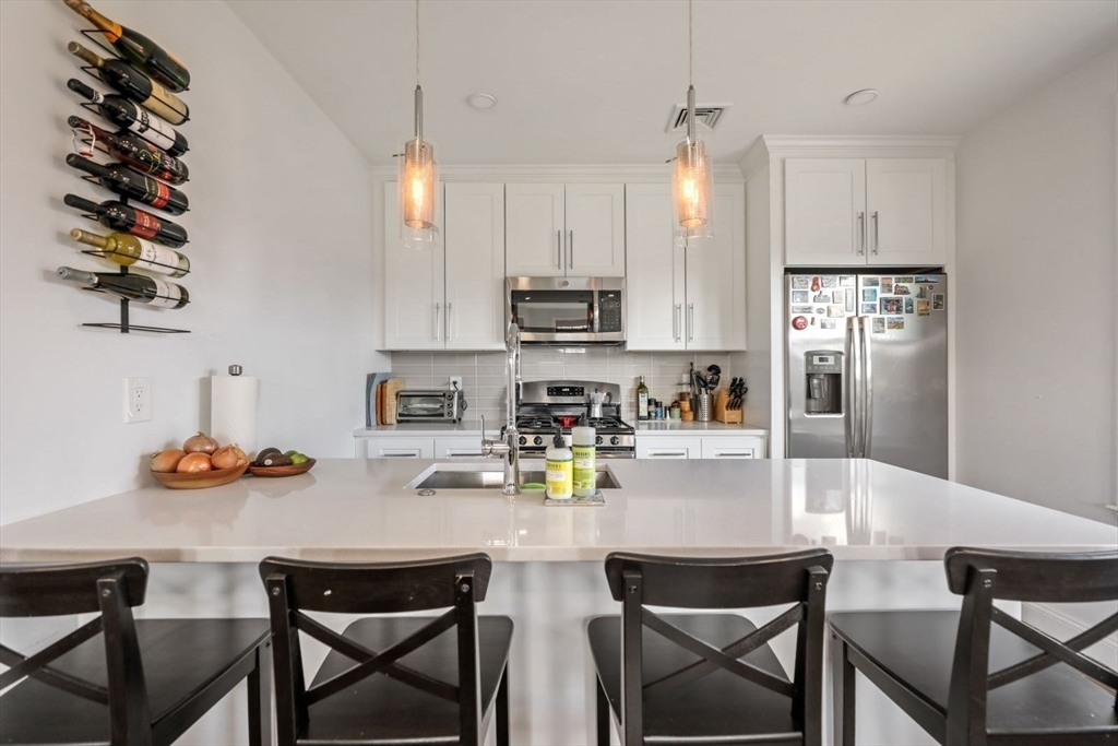 77 Torrey Street, Unit 3 Boston, MA 02124 - Photo 9 of 23