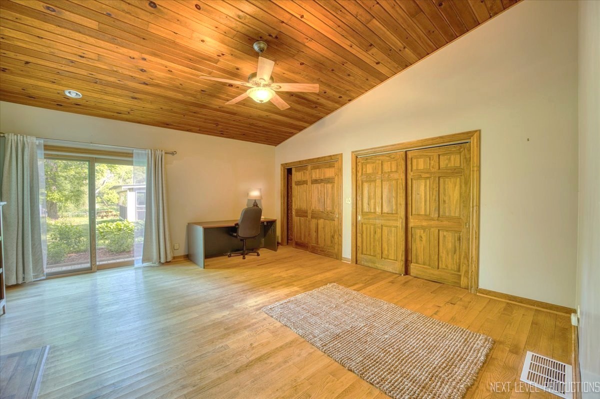43W542 Thornapple Tree Road Sugar Grove, IL 60554 - Photo 23 of 38 Gallery Image 23