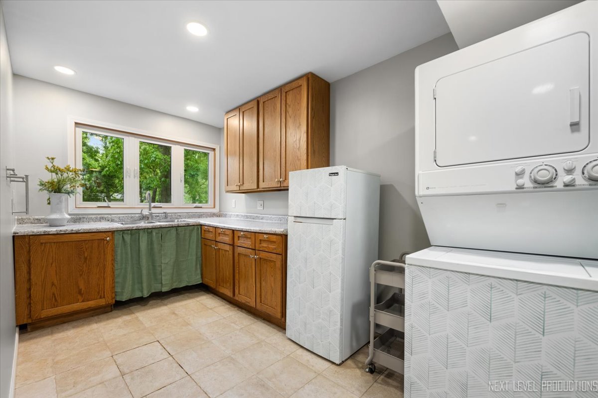 43W542 Thornapple Tree Road Sugar Grove, IL 60554 - Photo 25 of 38 Gallery Image 25
