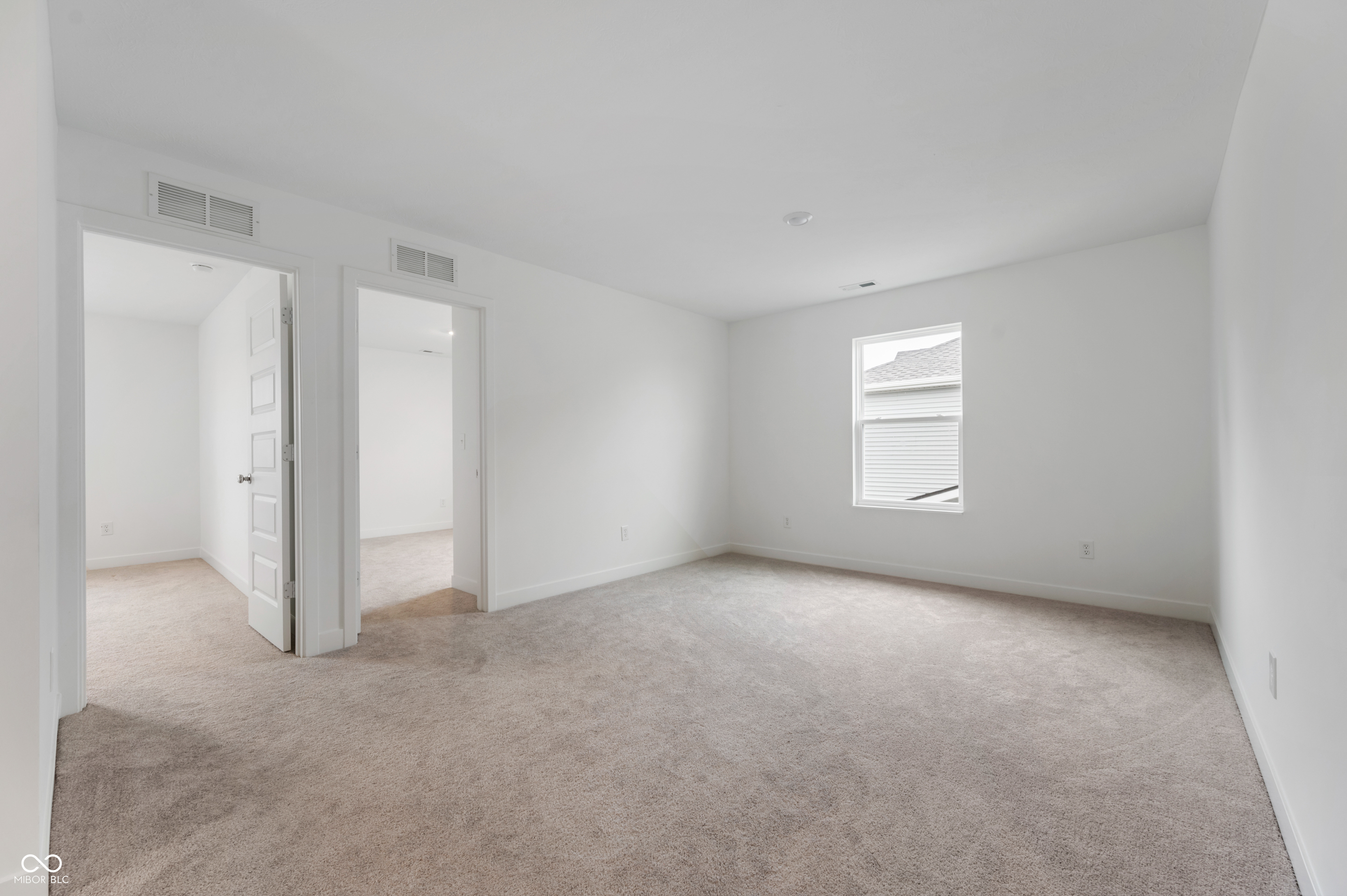 9432 Larson Drive Pendleton, IN 46064 - Photo 14 of 27