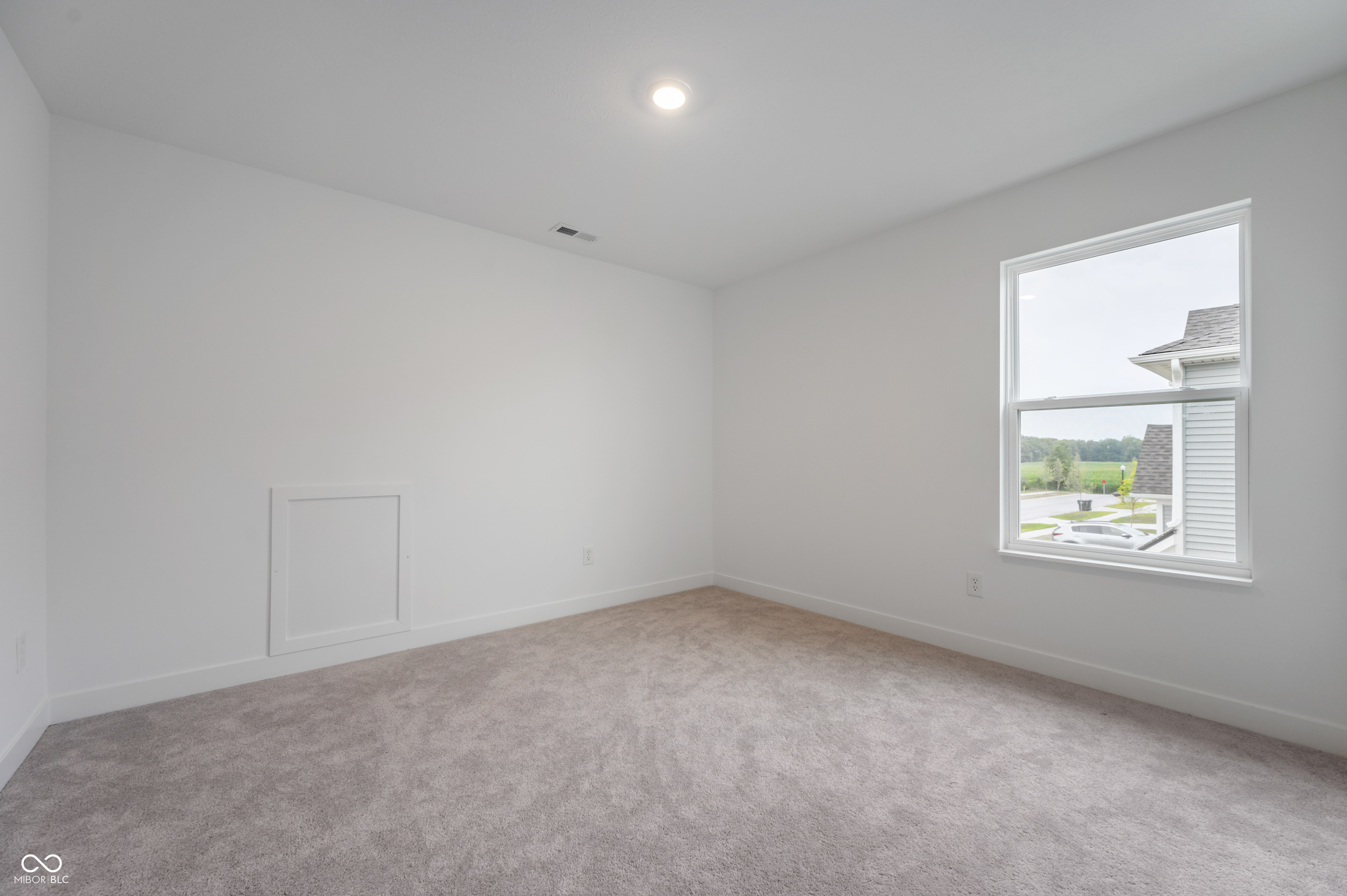 9432 Larson Drive Pendleton, IN 46064 - Photo 15 of 27