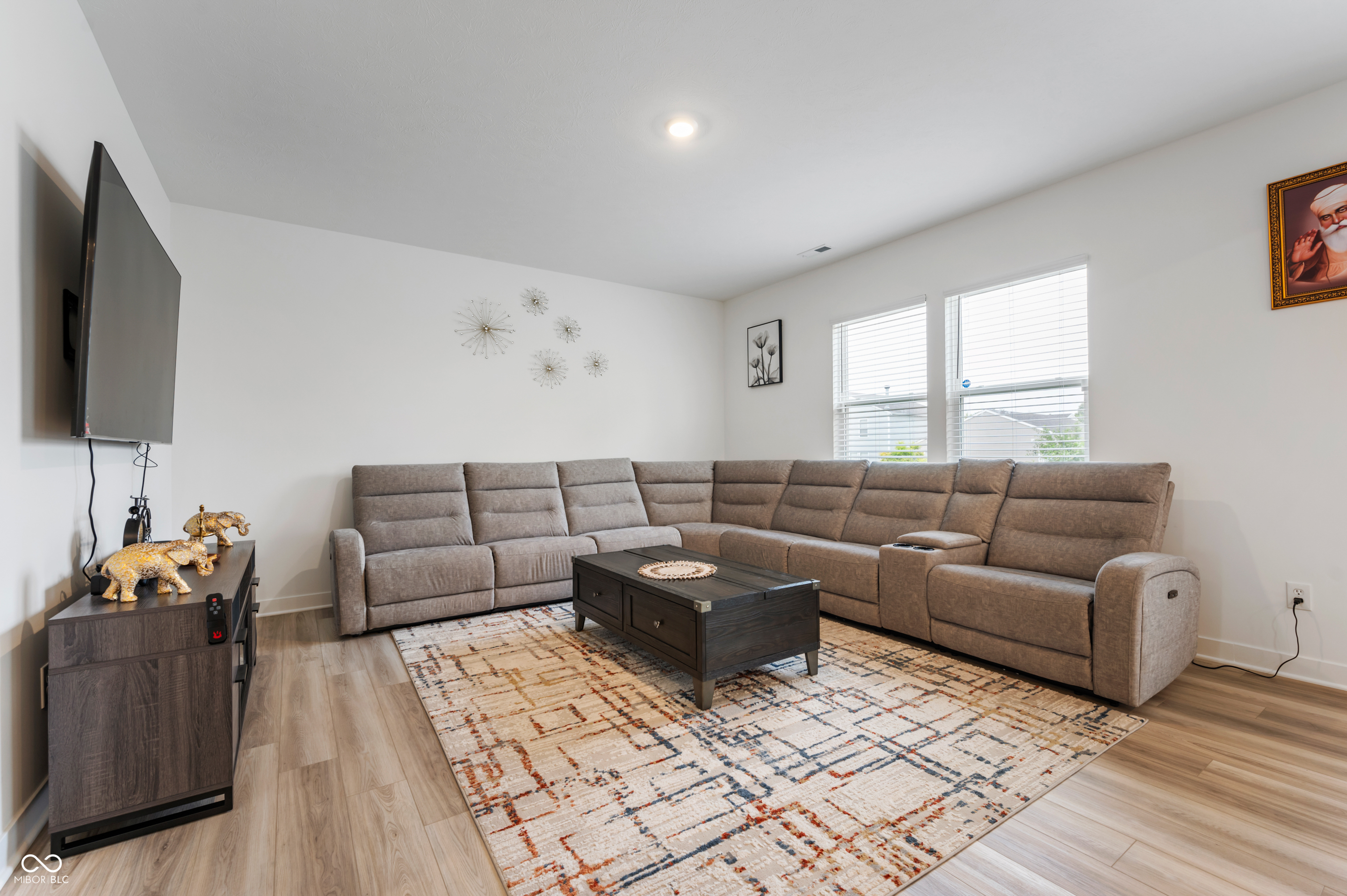 9432 Larson Drive Pendleton, IN 46064 - Photo 4 of 27