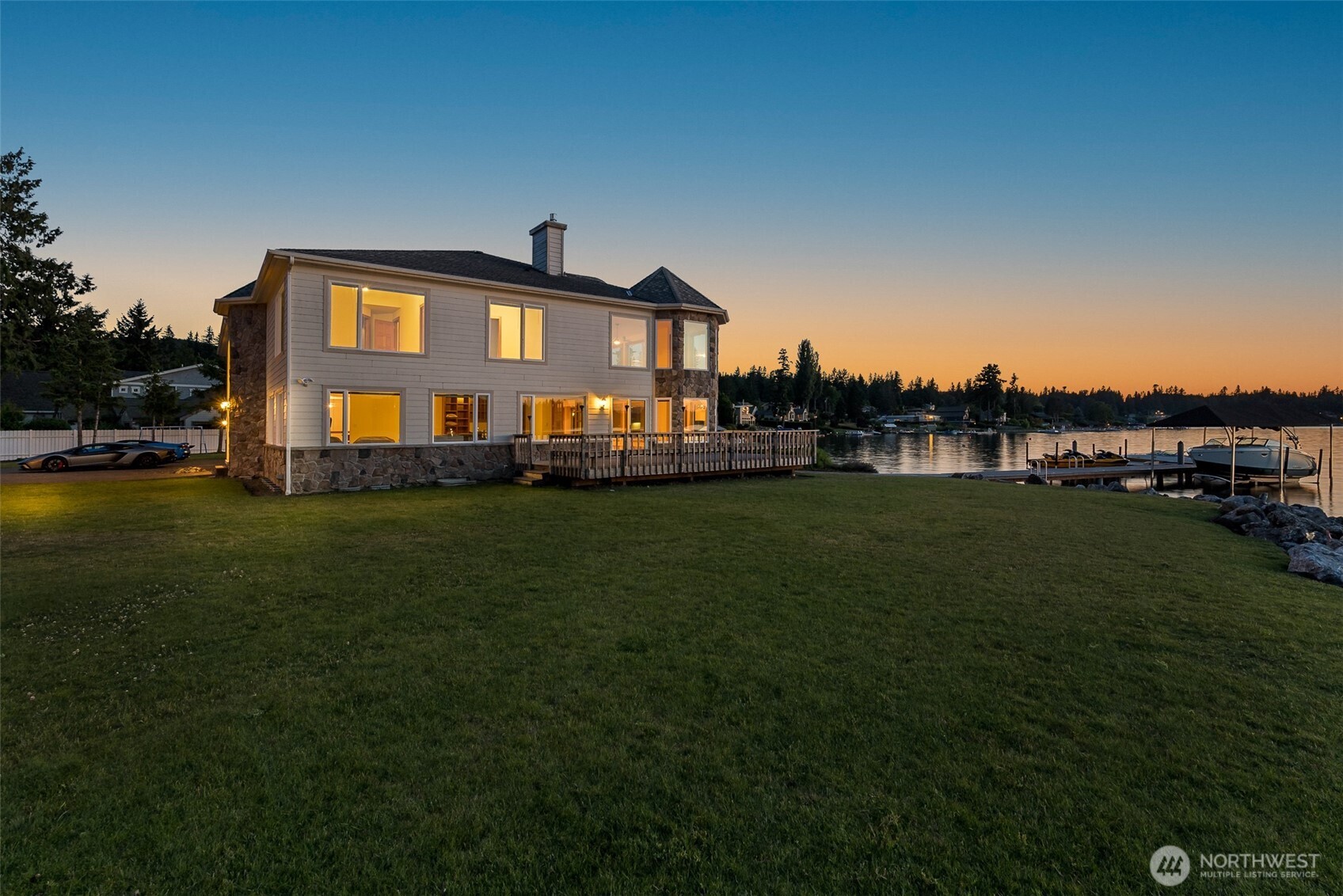 1555 Fairview Street Bellingham, WA 98229 - Photo 5 of 28
