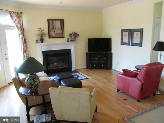 8689 Meadows Road Warrenton, VA 20186 - Photo 23 of 30 Living Room