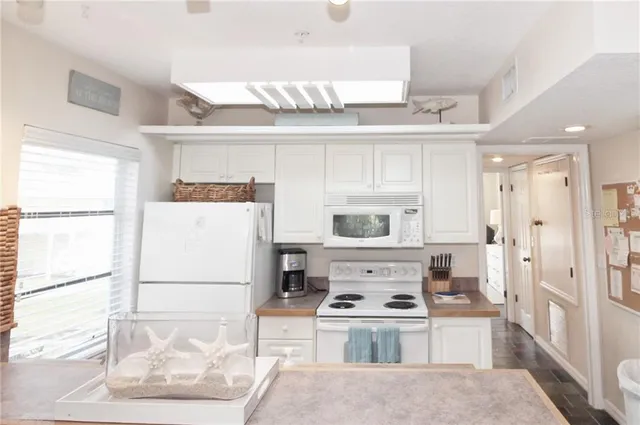 $6,000 | 9400 Little Gasparilla, Unit A10, Placida, FL 33946