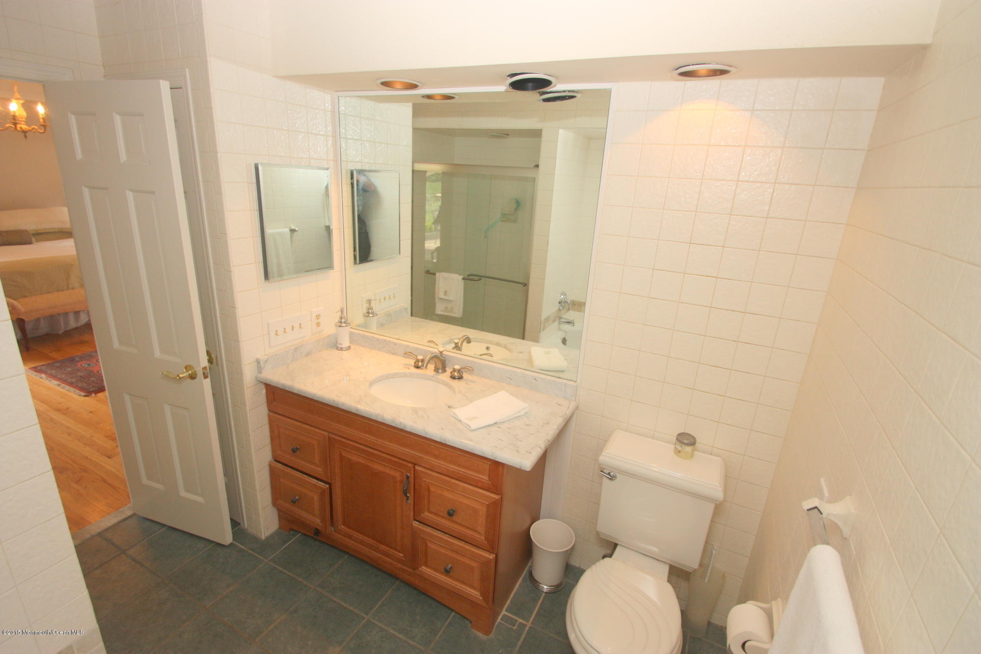 11 Canterbury Court Holmdel, NJ 07733 - Photo 16 of 28 092-099-IMG_2986