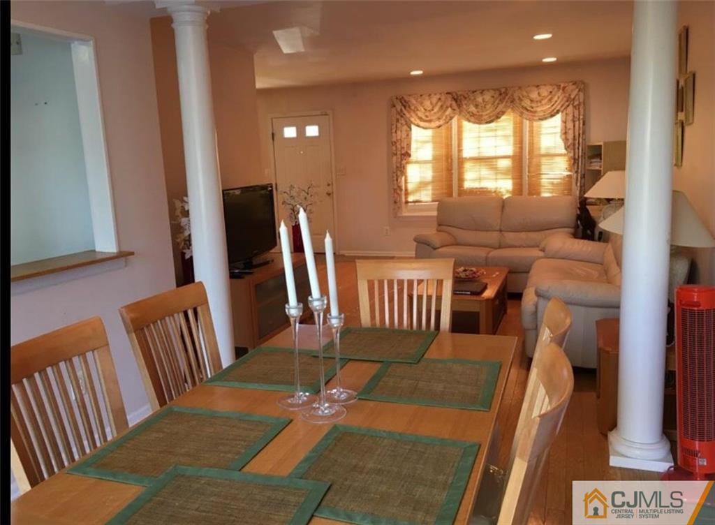 1504 Maplecrest Road Edison, NJ 08820 - Photo 5 of 15