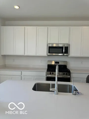 $2,250 | 739 Felix Drive, Danville, IN 46122