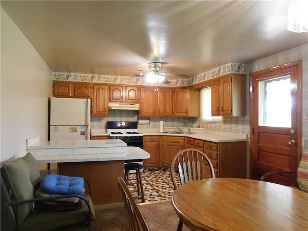 $210,000 | 1080 Park Avenue, Waynesburg, PA 15370