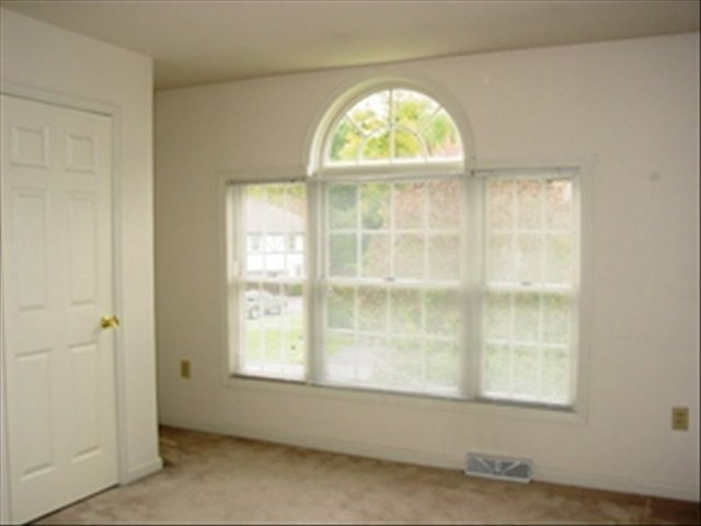 5 Briar Ridge Niskayuna, NY 12309 - Photo 8 of 12 Photo 8