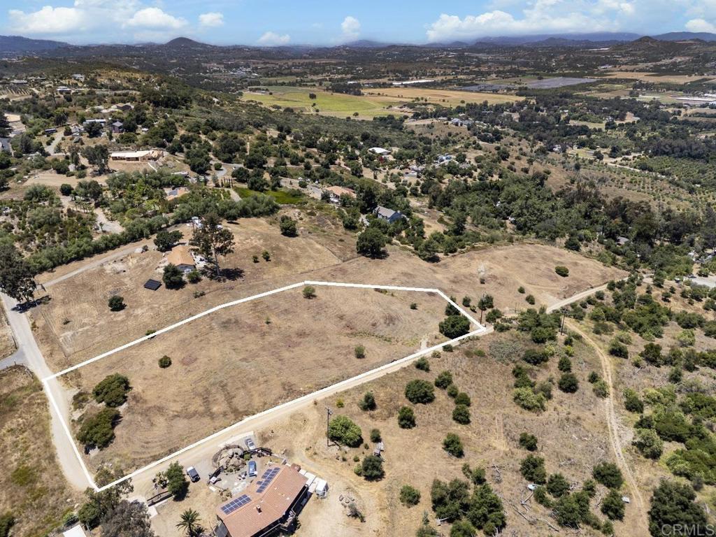 15642 Mathew Road Valley Center, CA 92082 - Photo 5 of 8