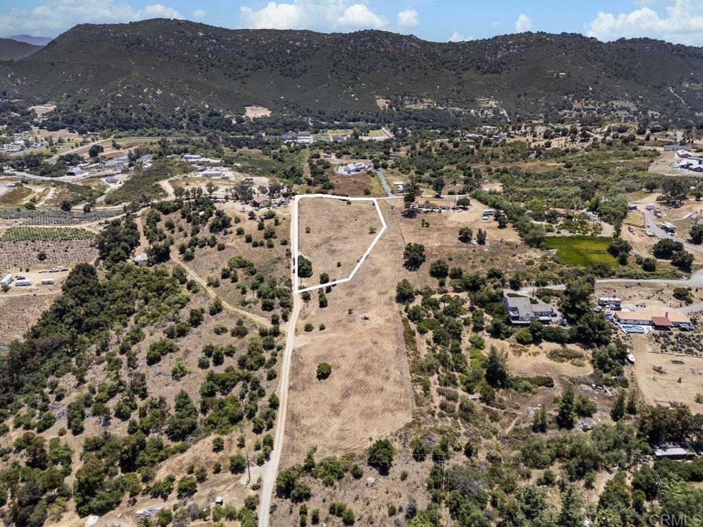 15642 Mathew Road Valley Center, CA 92082 - Photo 7 of 8