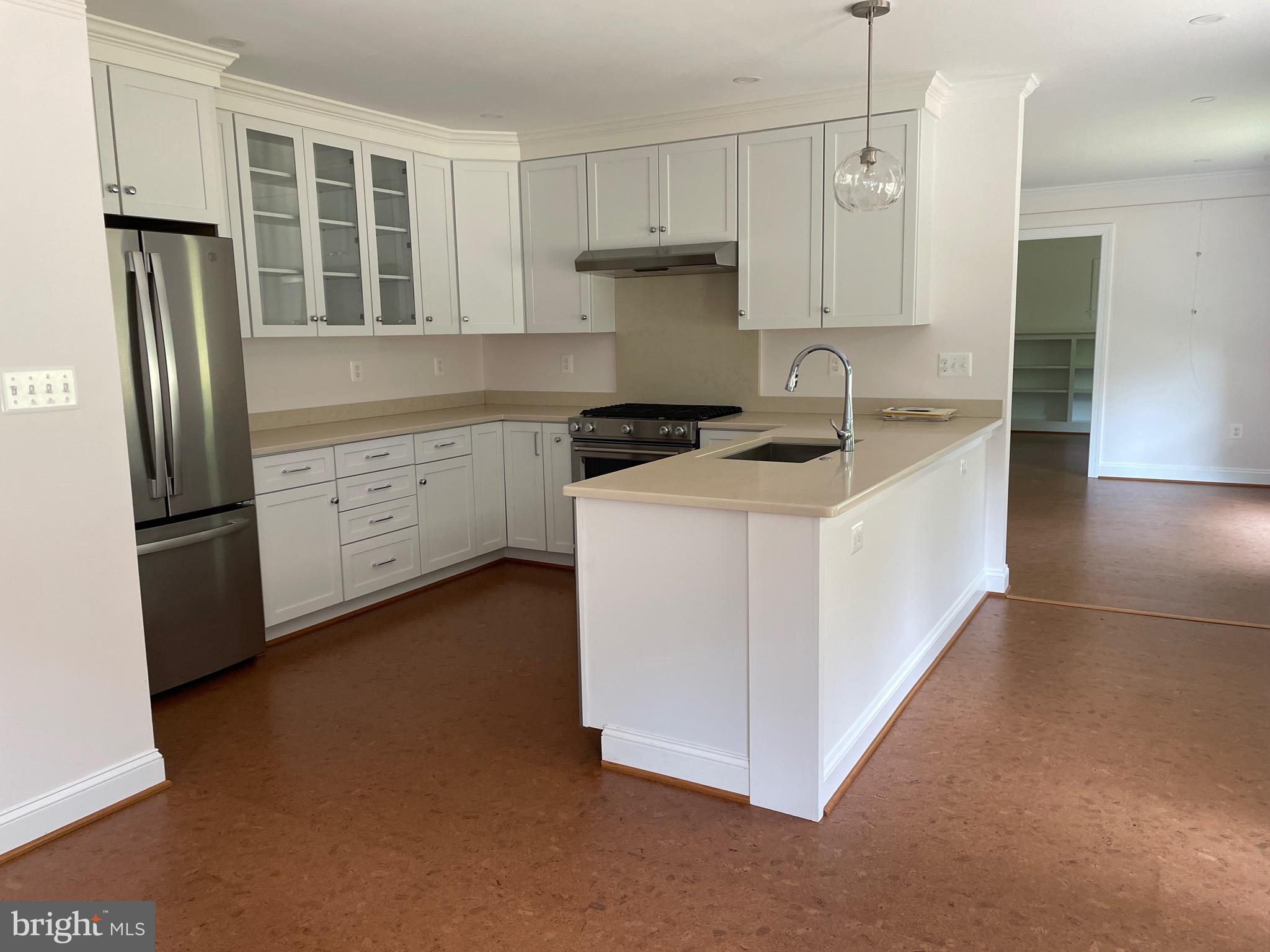 520 Piccadilly Road Towson, MD 21204 - Photo 14 of 27 New kitchen