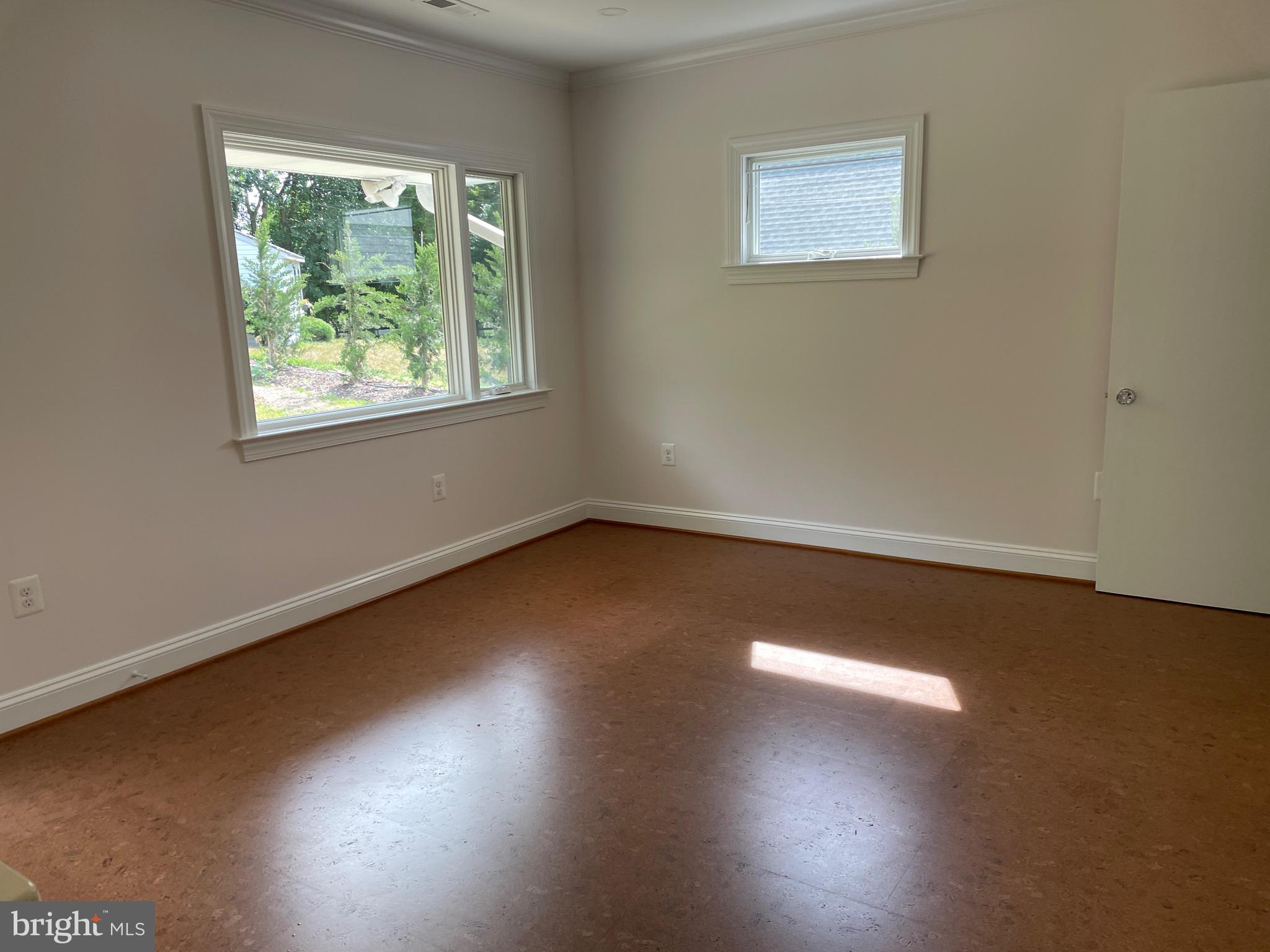 520 Piccadilly Road Towson, MD 21204 - Photo 18 of 27 Dining room