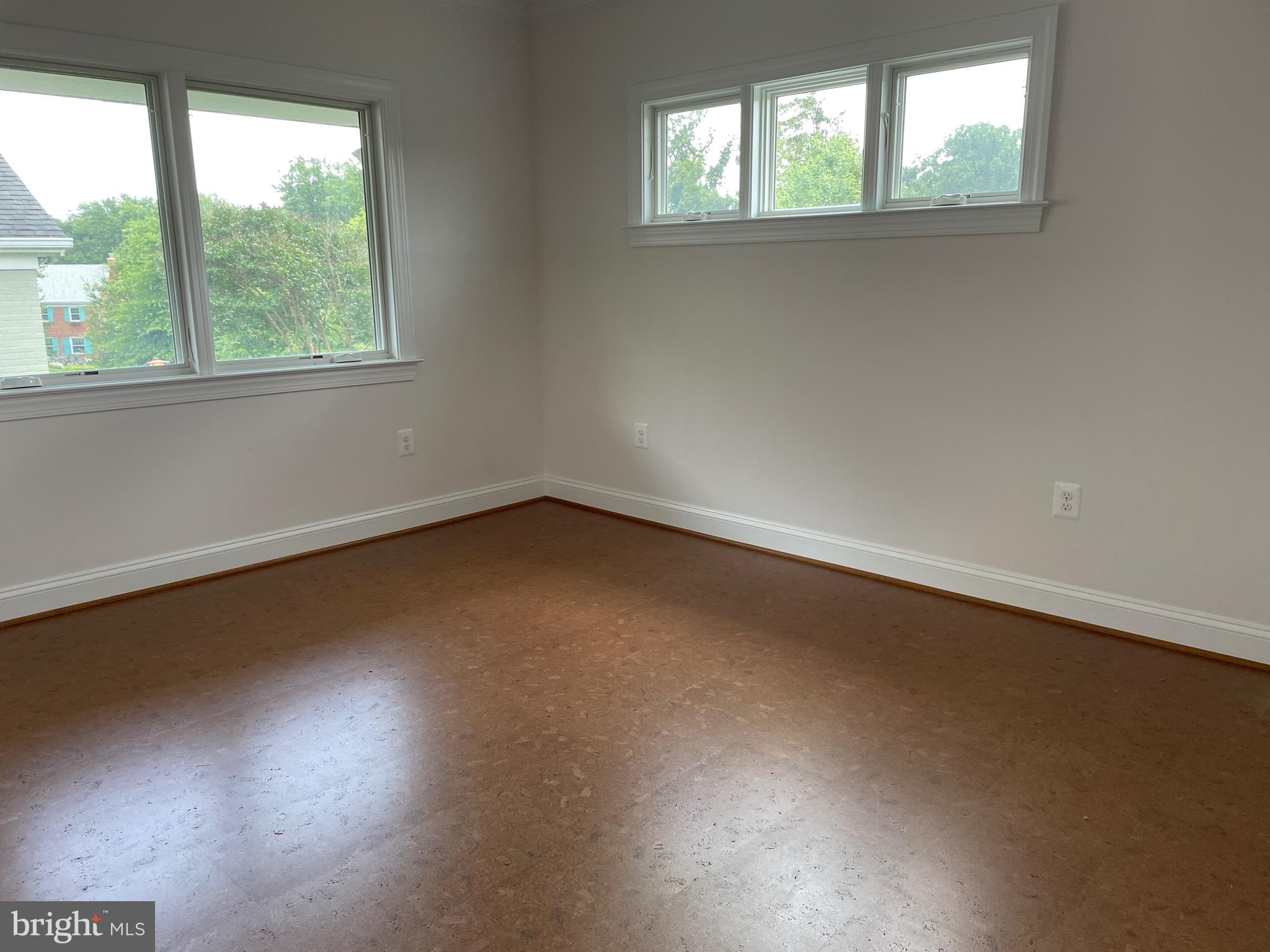 520 Piccadilly Road Towson, MD 21204 - Photo 20 of 27 Primary bedroom