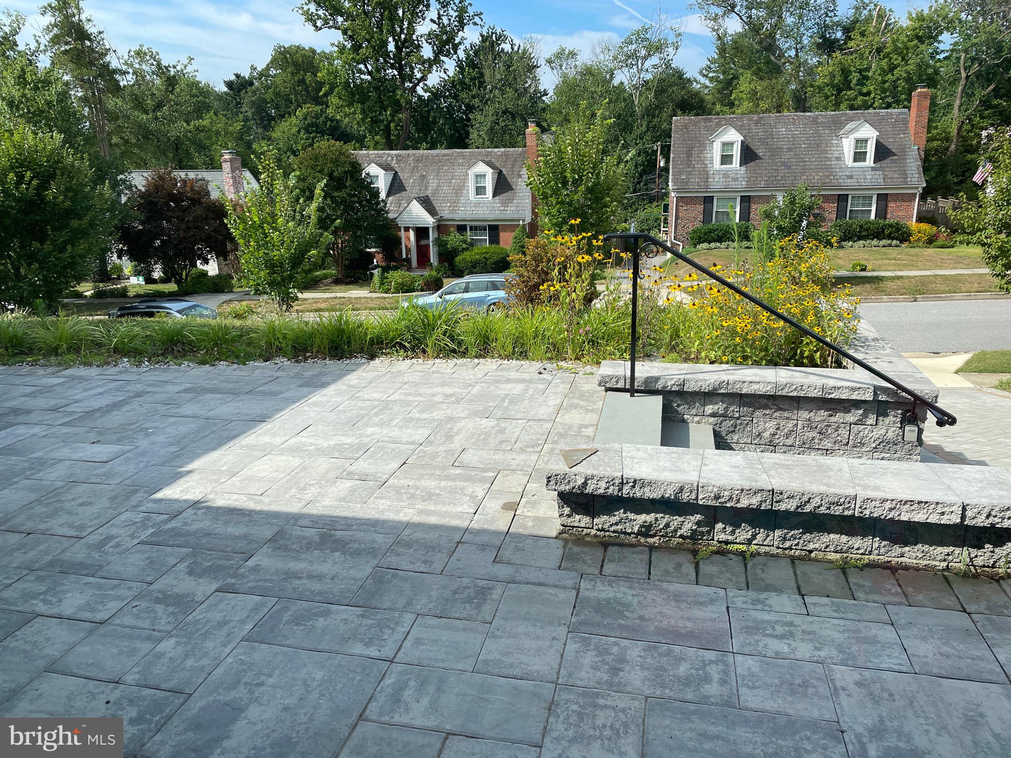 520 Piccadilly Road Towson, MD 21204 - Photo 7 of 27 new front patio