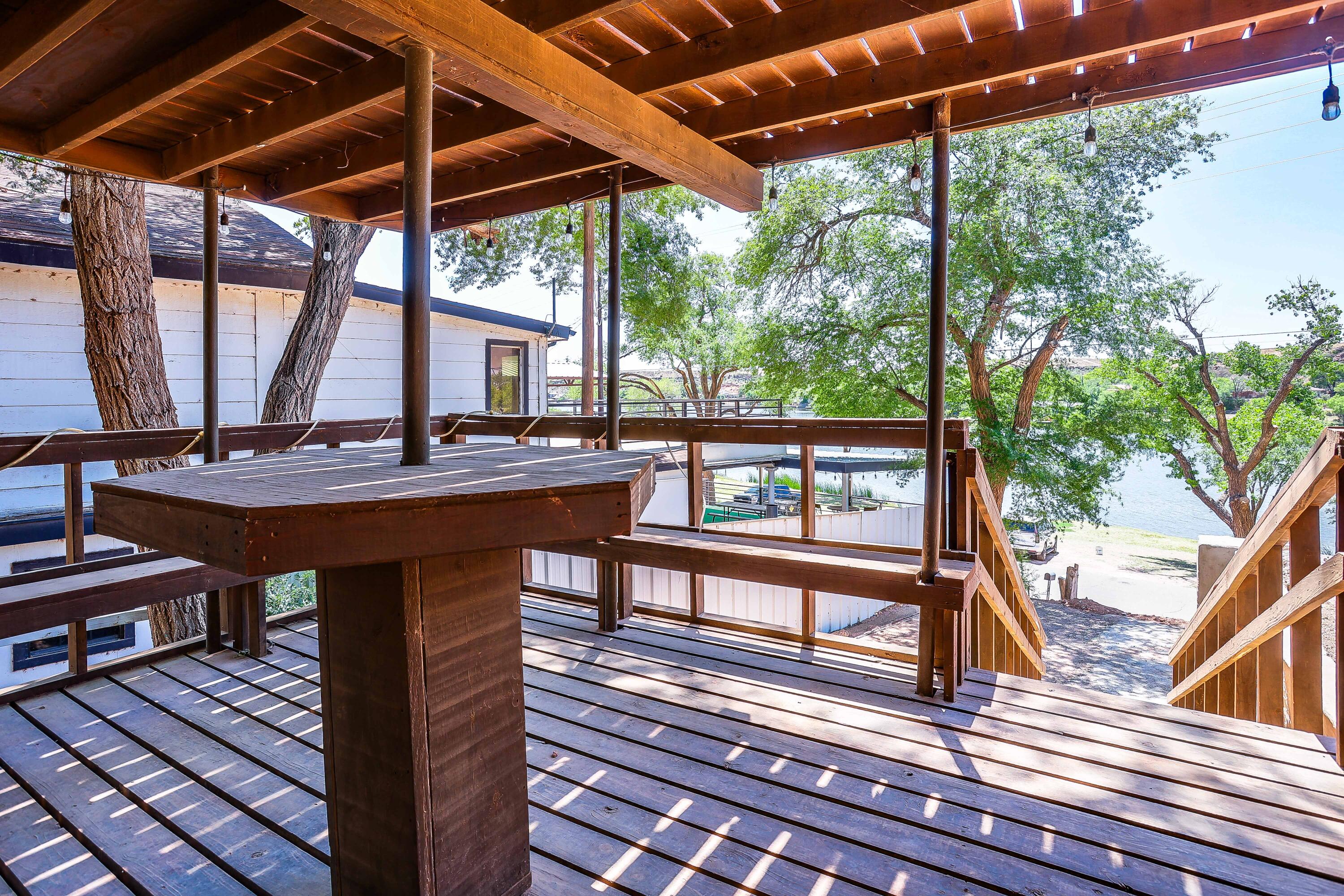 68 Pony Express Trail Lubbock, TX 79404 - Photo 2 of 15 a view of a patio with a table and chairs