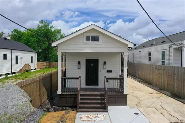 $1,450 | 2311 St Anthony Street, Unit 1A, New Orleans, LA 70119