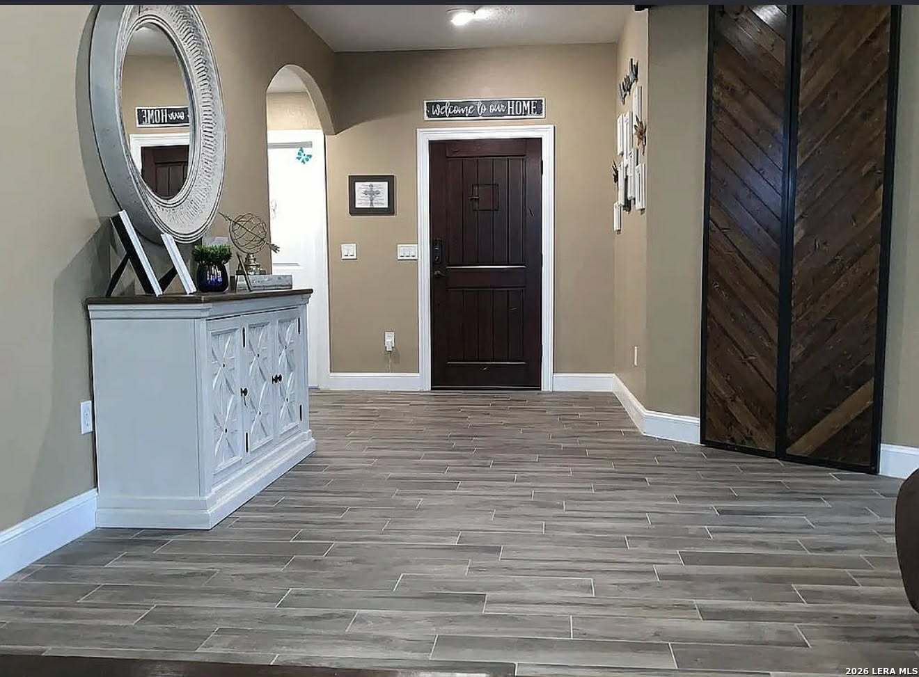 419 North Cedar Street Pearsall, TX 78061 - Photo 2 of 7