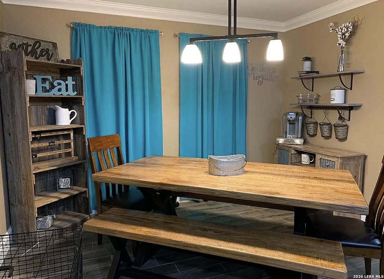 419 North Cedar Street Pearsall, TX 78061 - Photo 4 of 7