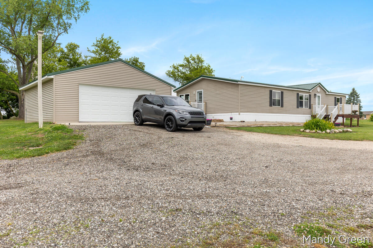 1007 Dildine Road Ionia, MI 48846 - Photo 6 of 37