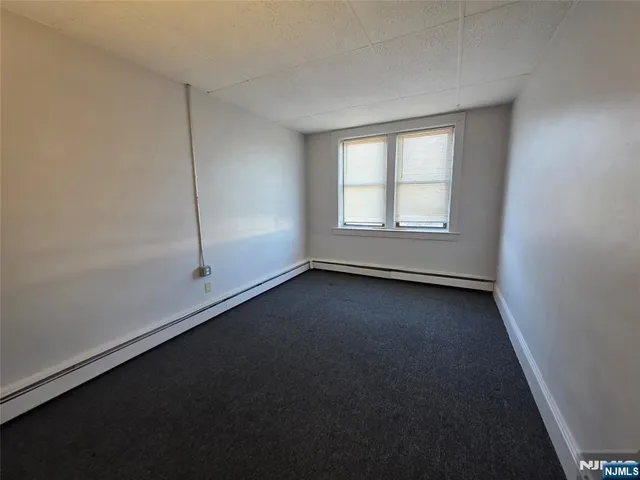 $1,400 | 17 Summer Street, Unit NO 1, Lodi, NJ 07644