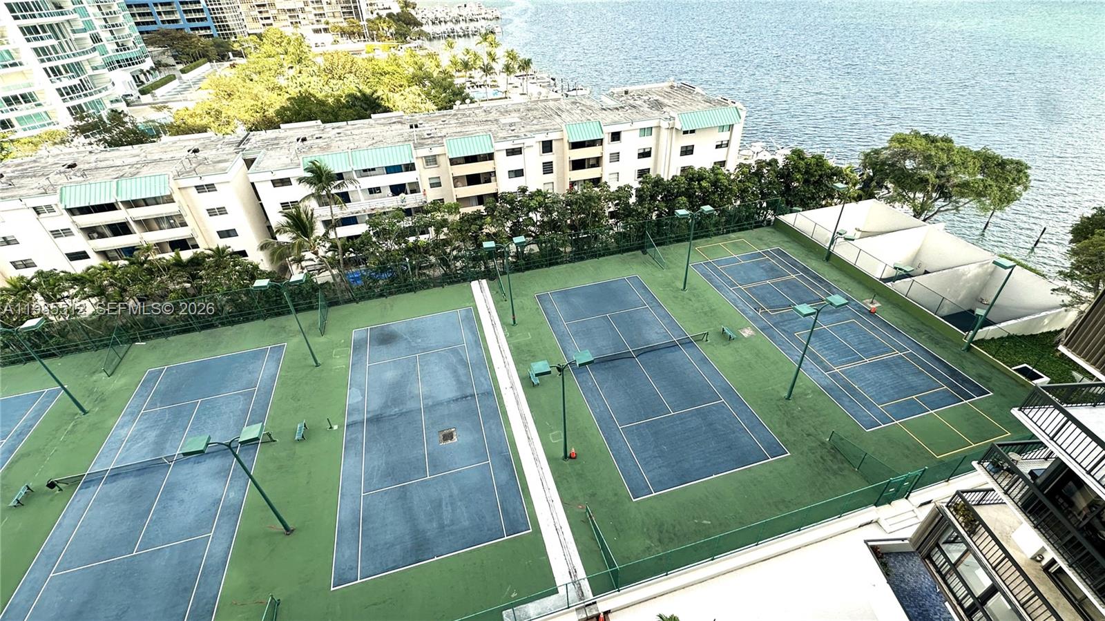 2333 Brickell Avenue, Unit 1009 Miami, FL 33129 - Photo 12 of 28