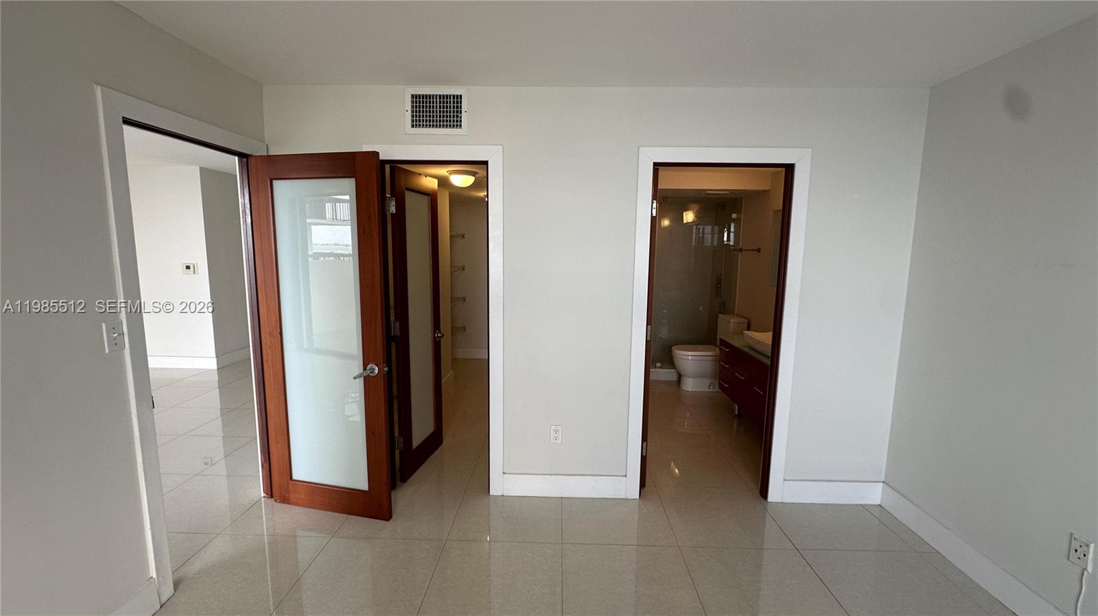 2333 Brickell Avenue, Unit 1009 Miami, FL 33129 - Photo 20 of 28