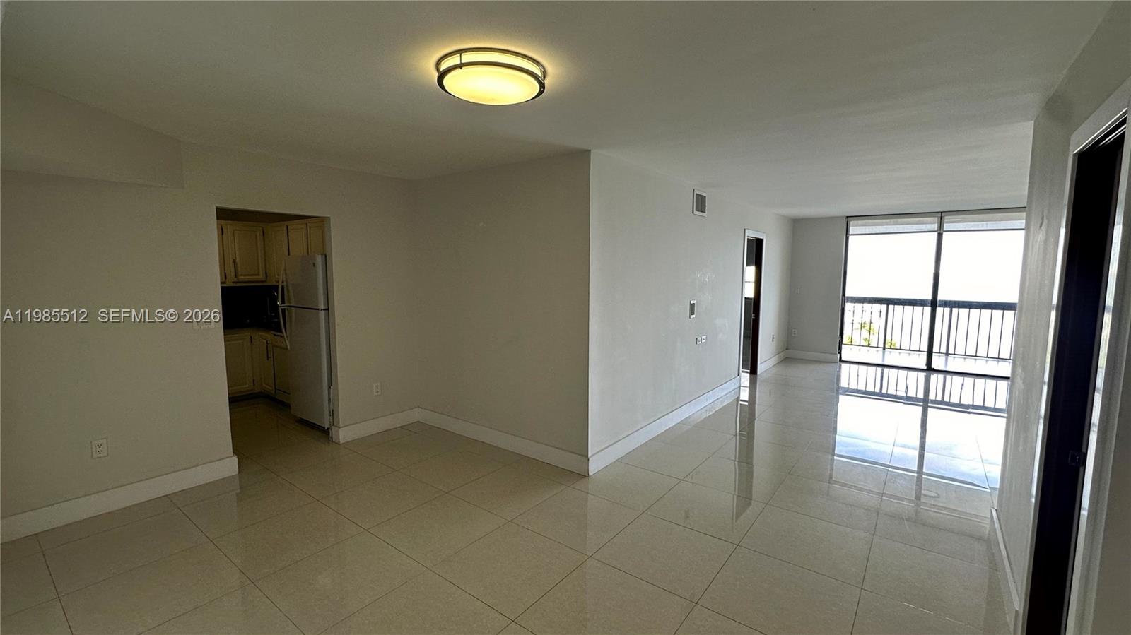 2333 Brickell Avenue, Unit 1009 Miami, FL 33129 - Photo 7 of 28