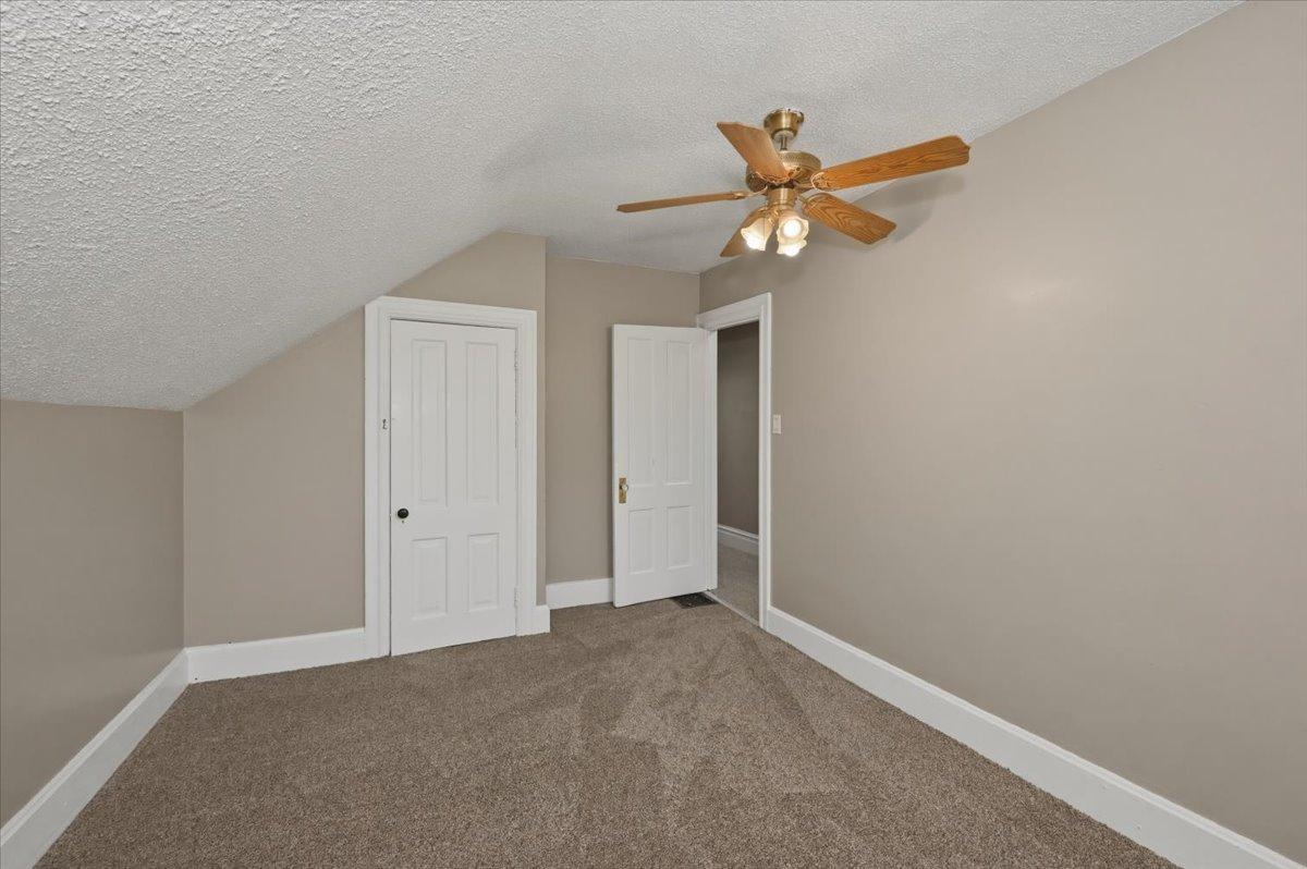 5319 East 3rd Street Superior, WI 54880 - Photo 27 of 33
