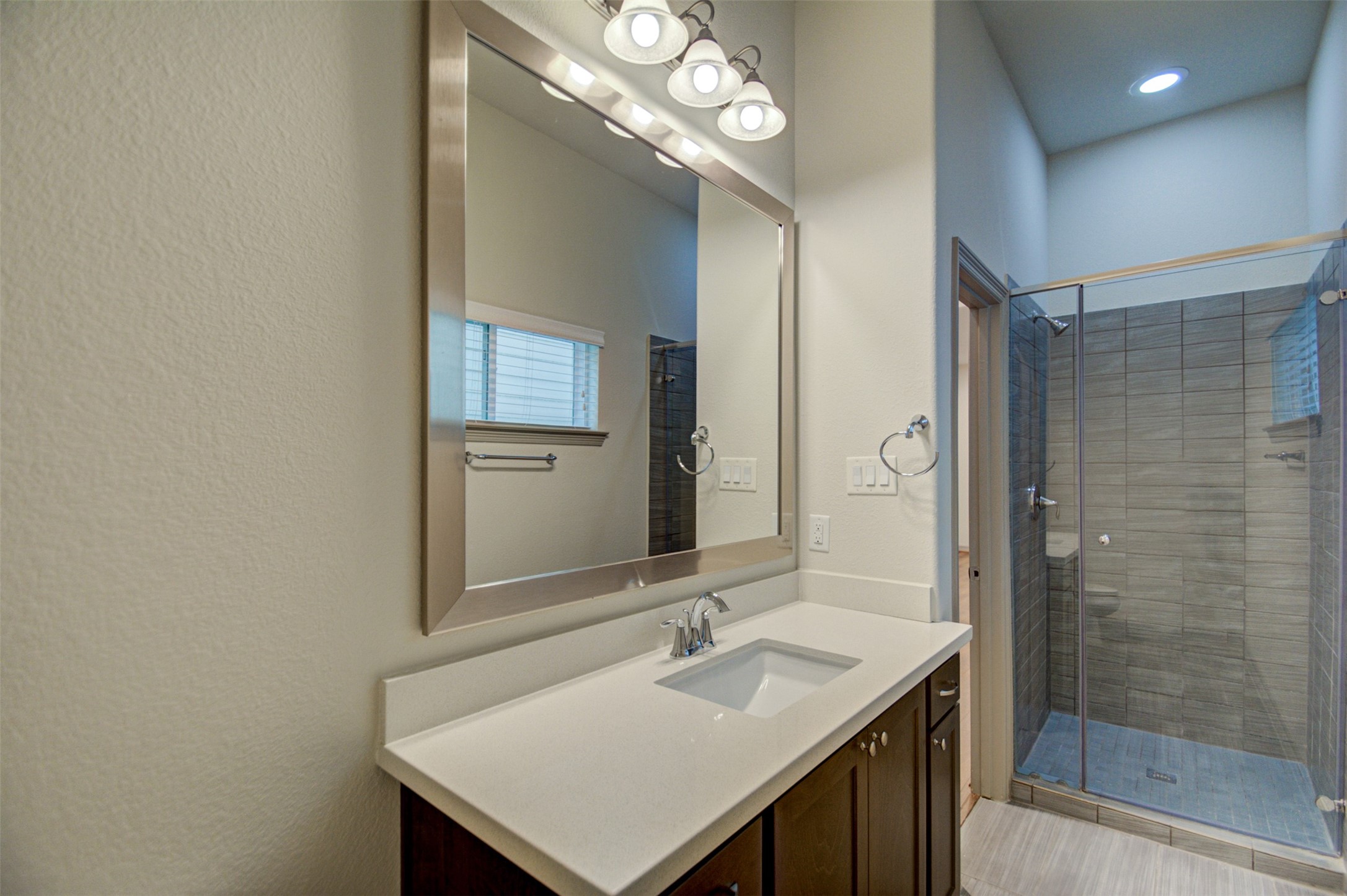 5941 Kansas Street Houston, TX 77007 - Photo 18 of 21