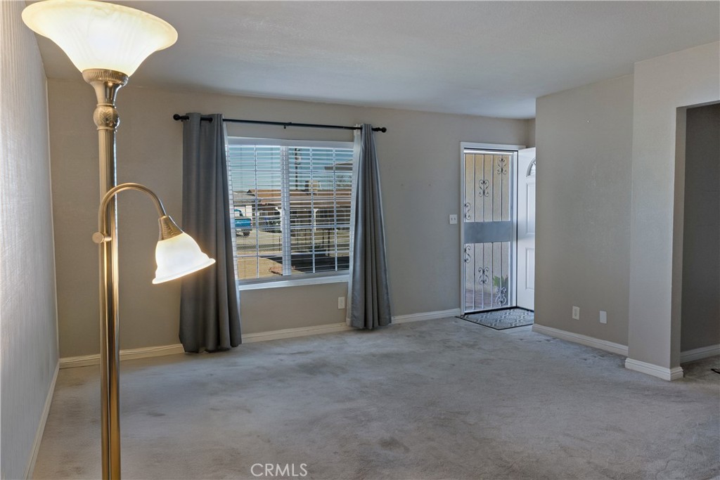 1812 Forane Street Barstow, CA 92311 - Photo 4 of 22