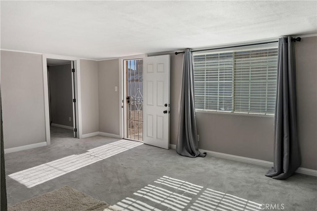 1812 Forane Street Barstow, CA 92311 - Photo 8 of 22