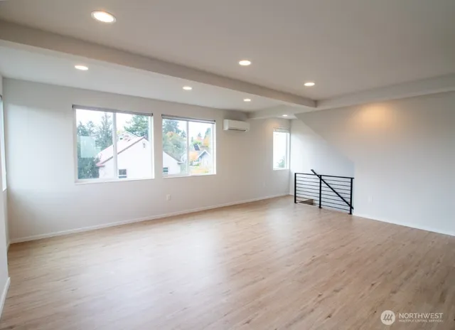 $3,300 | 941 North 91st Street, Unit B, Seattle, WA 98103