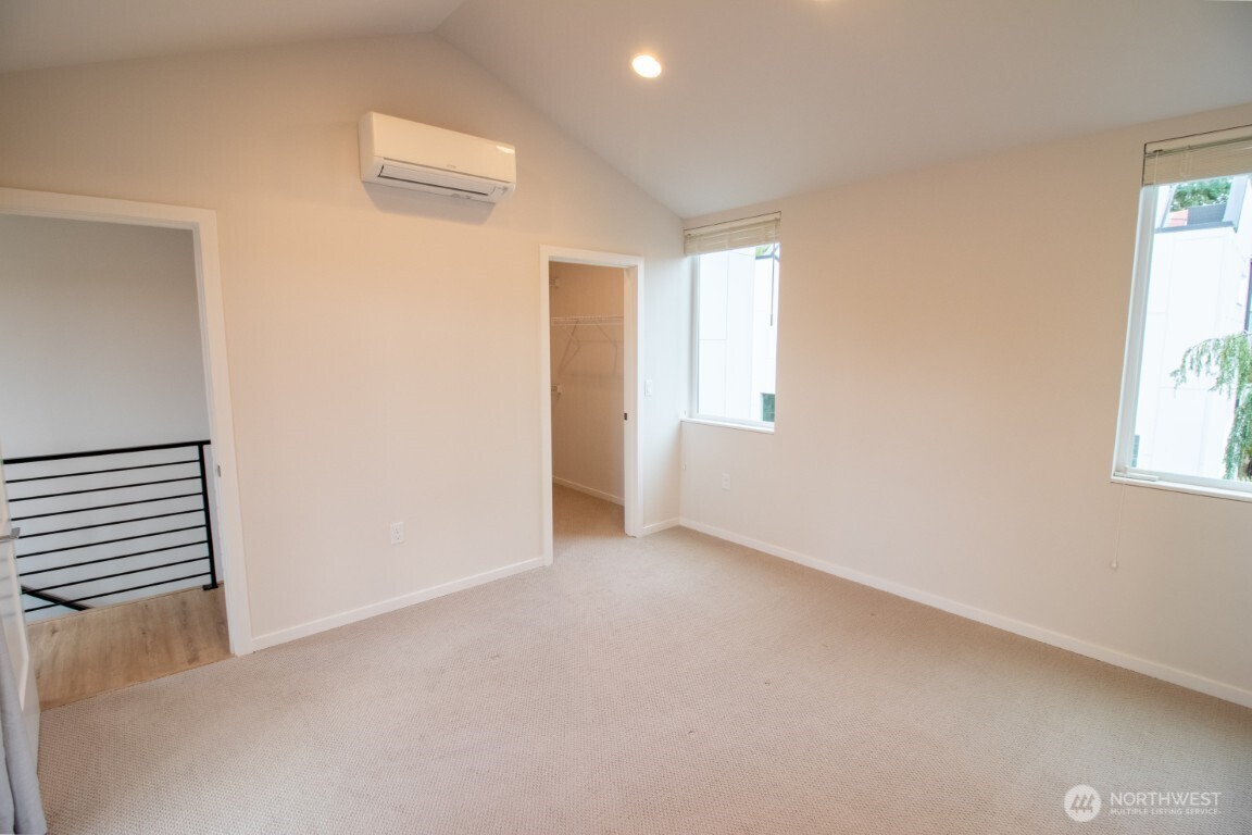 941 North 91st Street, Unit B Seattle, WA 98103 - Photo 16 of 20