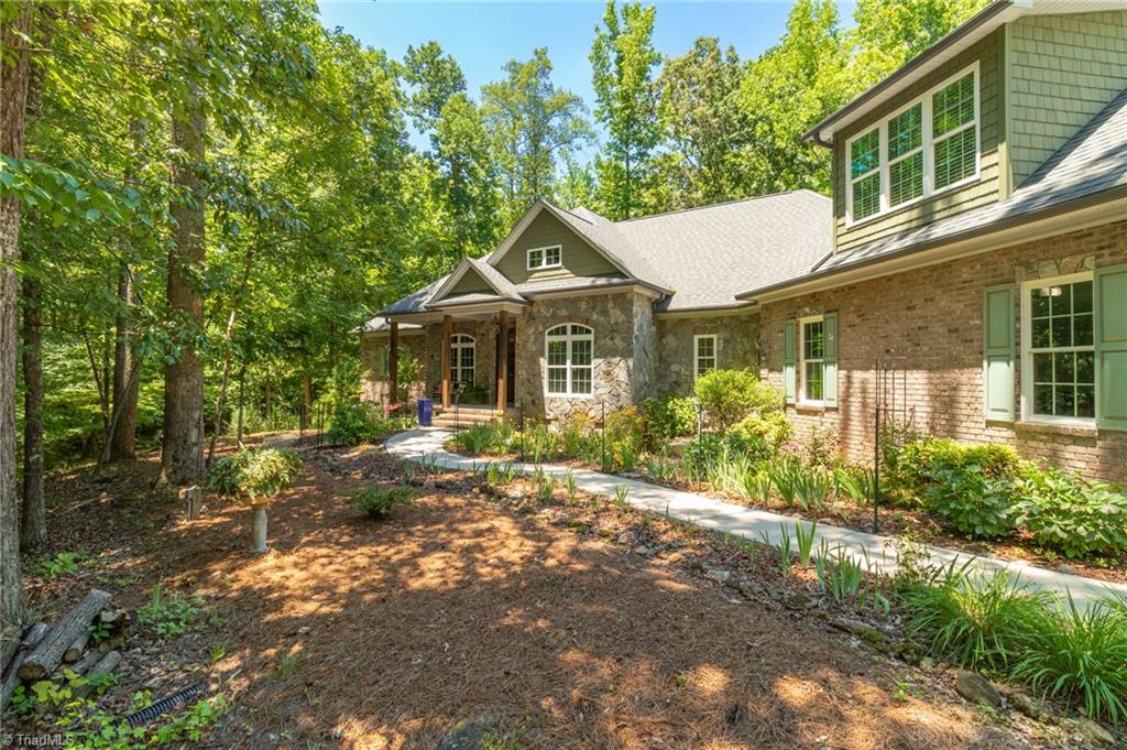 3108 Sandy Springs Road Greensboro, NC 27455 - Photo 3 of 50