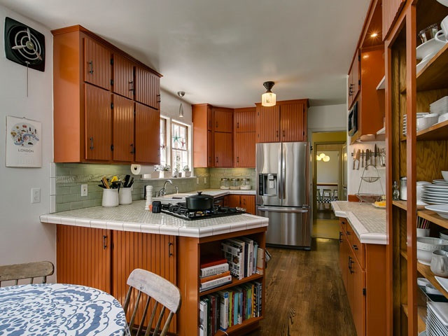 3208 Hope Valley Road Durham, NC 27707 - Photo 10 of 25 Gas Stove