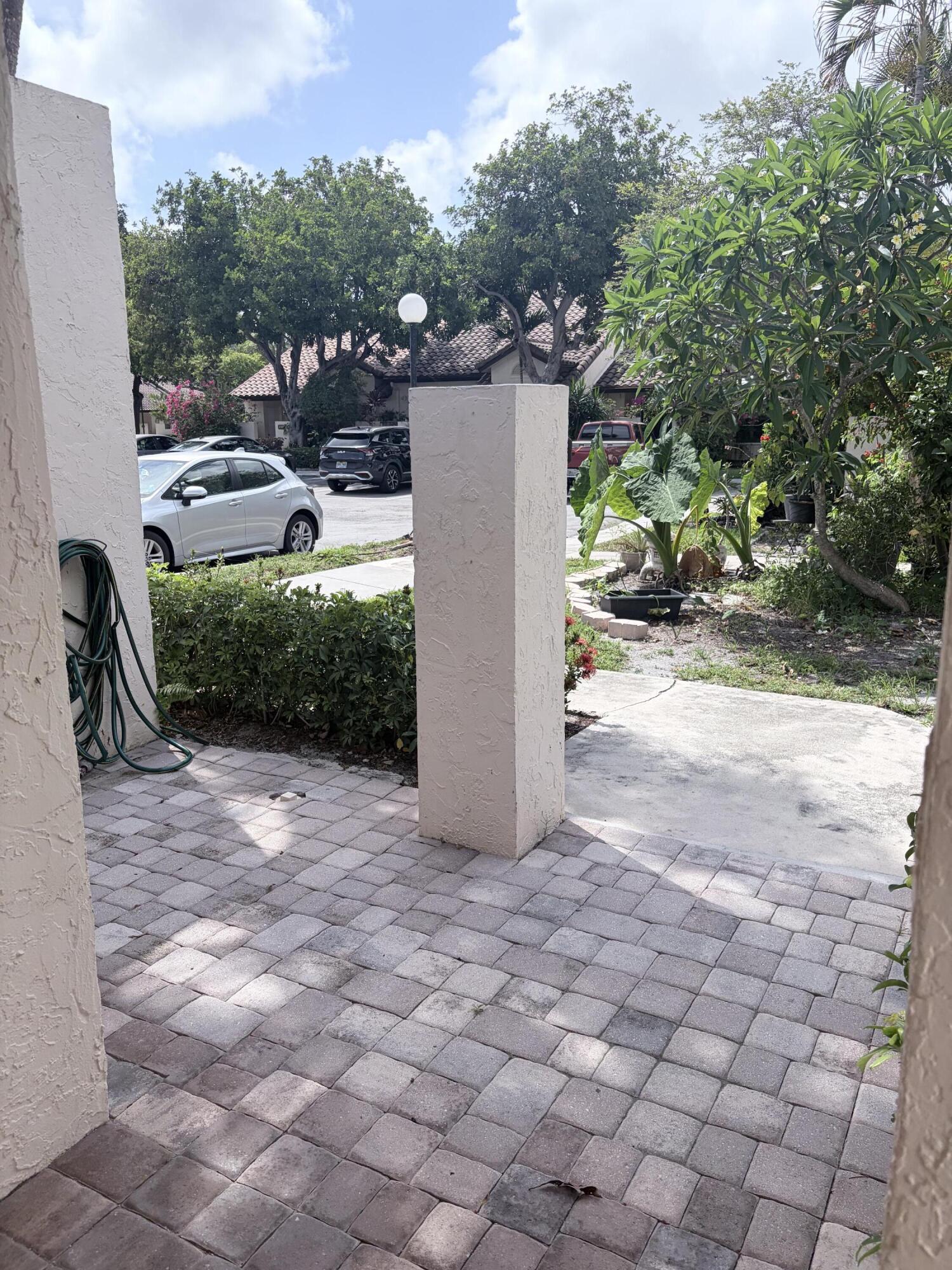 3072 Inglewood Terrace Boca Raton, FL 33431 - Photo 2 of 21 IMG_1123