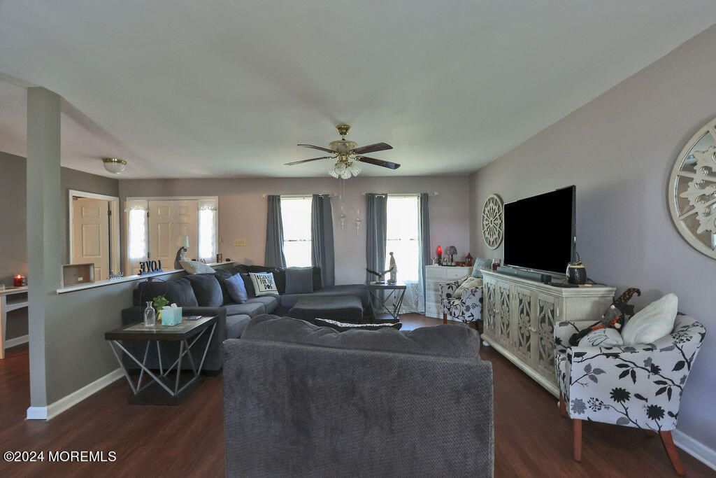 152 Mooring Road Manahawkin, NJ 08050 - Photo 19 of 38 1S1A8628-Edit