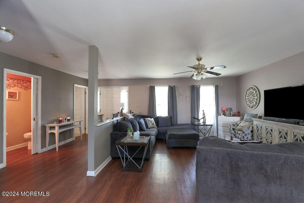 152 Mooring Road Manahawkin, NJ 08050 - Photo 8 of 38 1S1A8596-Edit-Edit