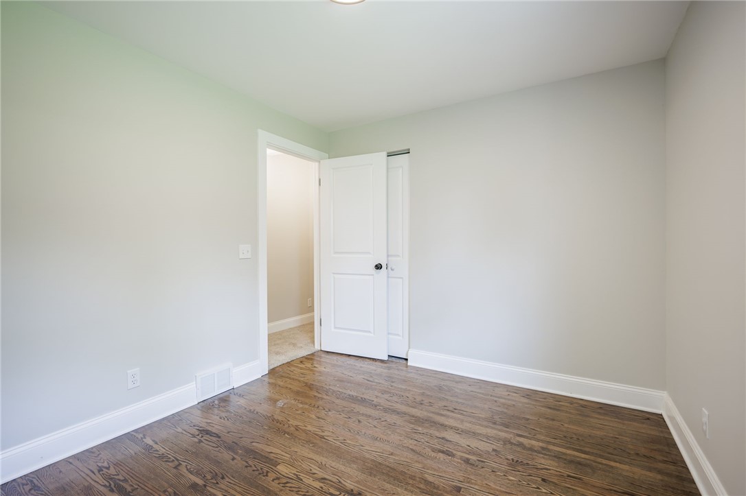 249 Dickinson Road Webster, NY 14580 - Photo 32 of 45
