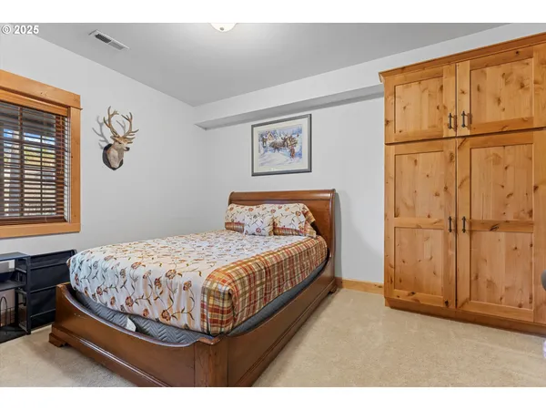 $1,049,000 | 31200 East Collins Lake Road, Unit 1, Government Camp, OR 97028