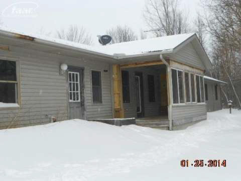 10141 State Road Millington, MI 48746 - Photo 9 of 10 20391900-8.JPG