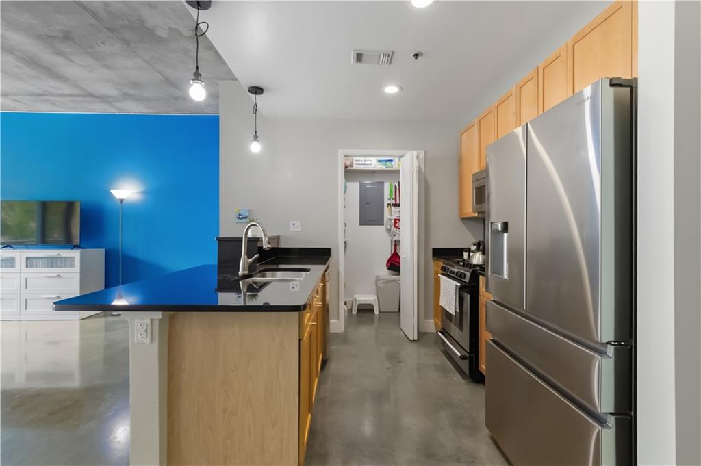 845 Spring Street Northwest, Unit 322 Atlanta, GA 30308 - Photo 12 of 32